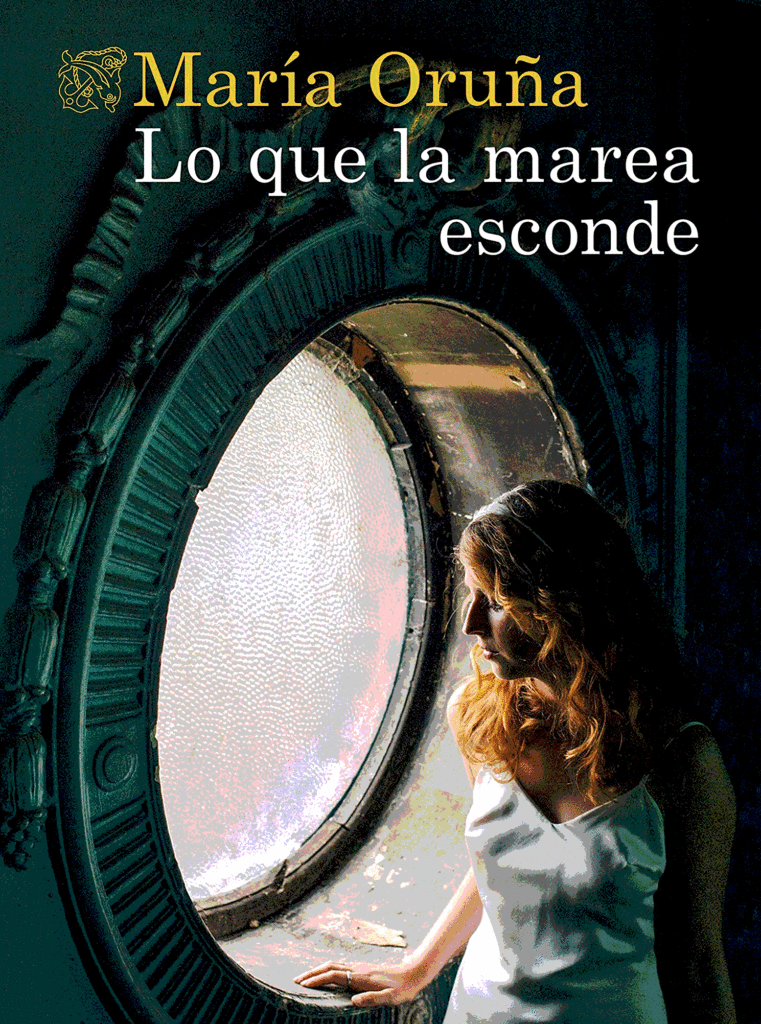 Portada de la novela Lo que la marea esconde, de María Oruña