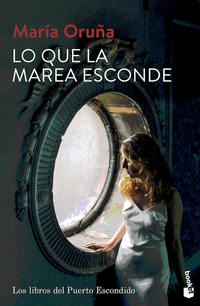 Portada de "Lo que la marea esconde", de María Oruña