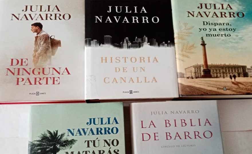 Portadas de las novelas de Julia Navarro